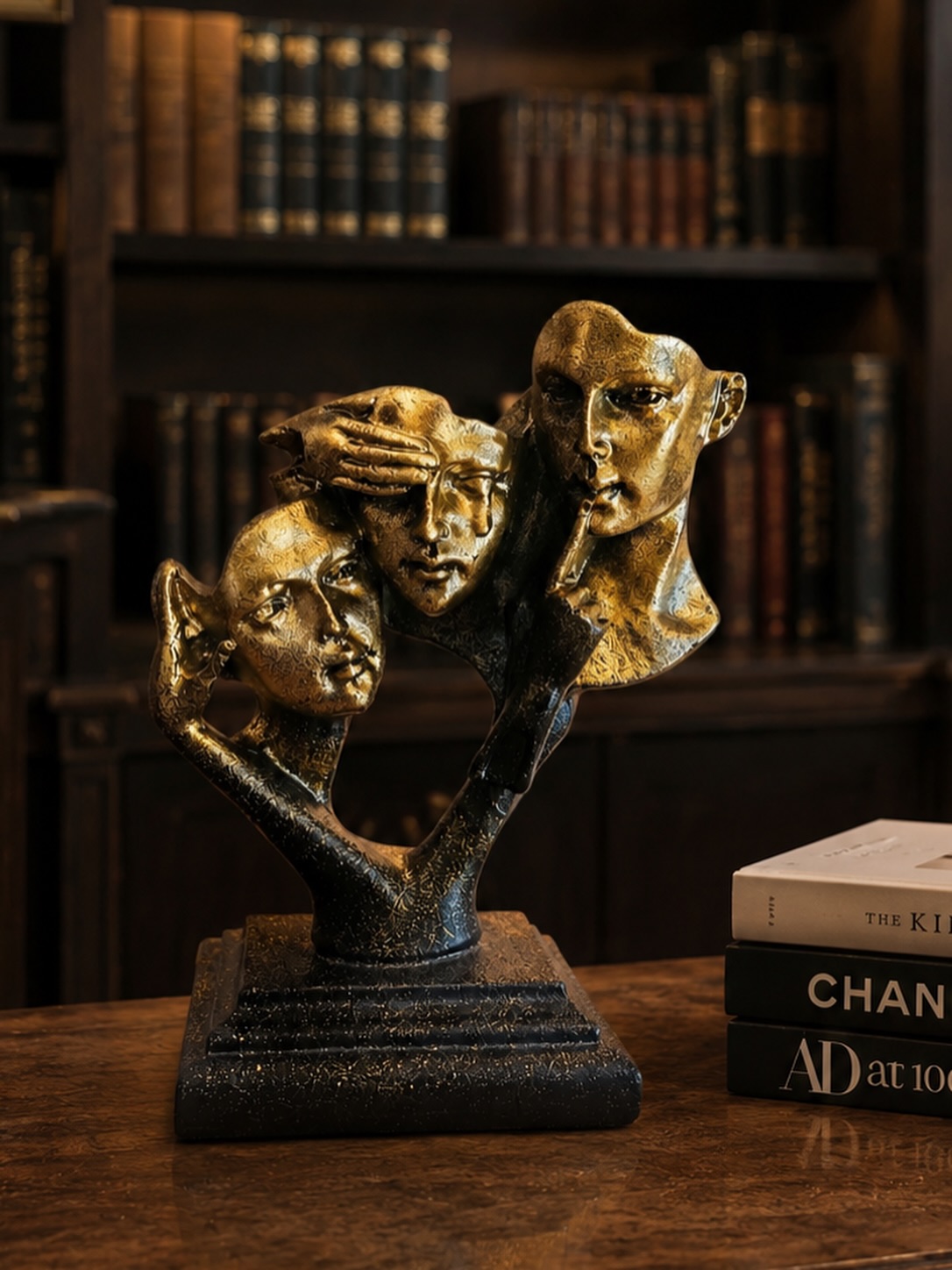 Faces Sculpture